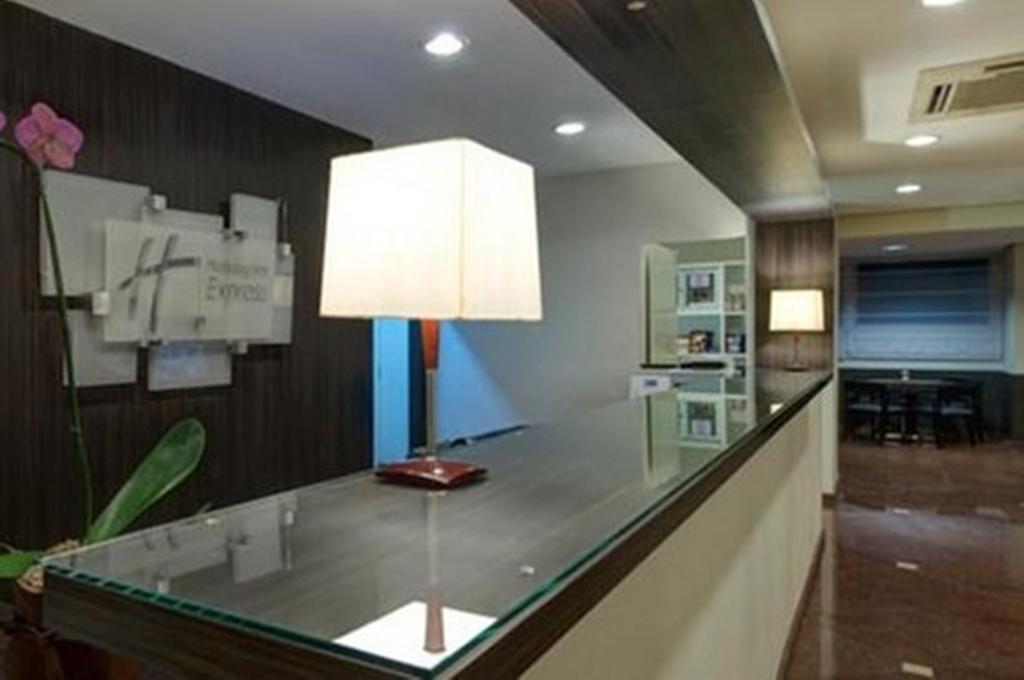 Holiday Inn Express Avenida Sumare São Paulo Exteriör bild