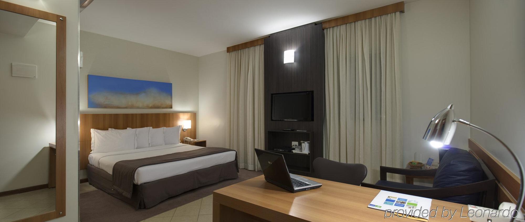 Holiday Inn Express Avenida Sumare São Paulo Exteriör bild