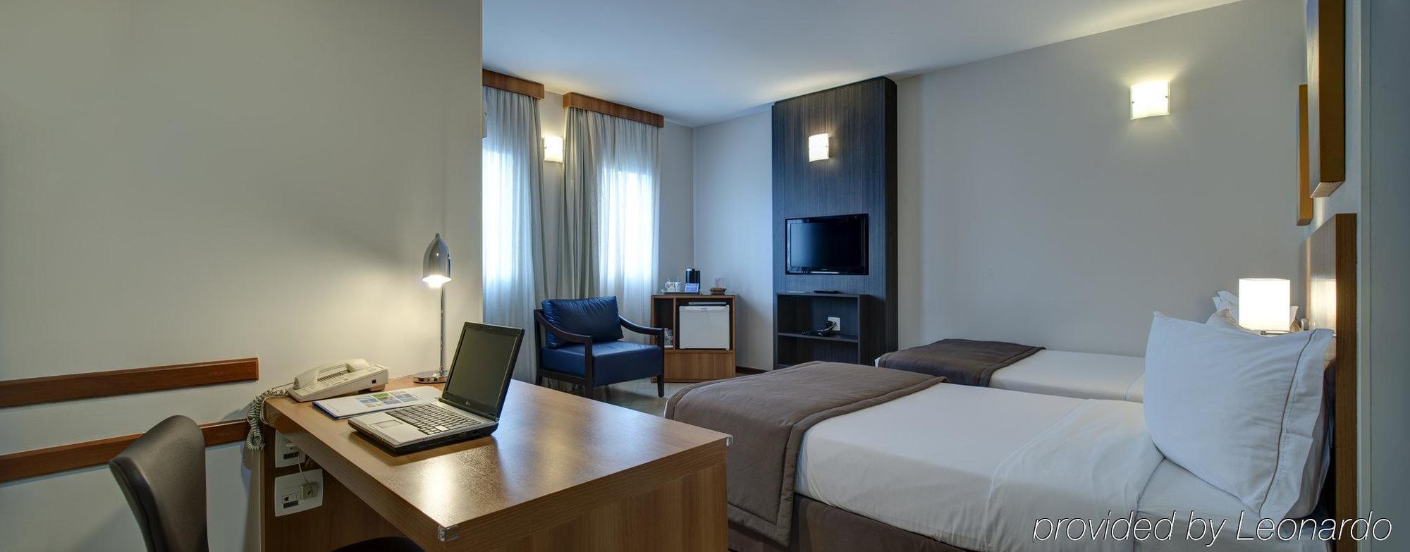 Holiday Inn Express Avenida Sumare São Paulo Exteriör bild