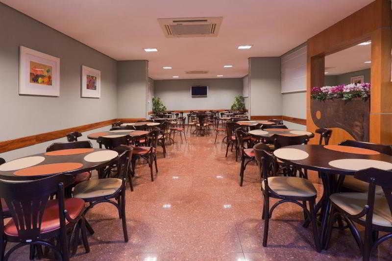 Holiday Inn Express Avenida Sumare São Paulo Restaurang bild